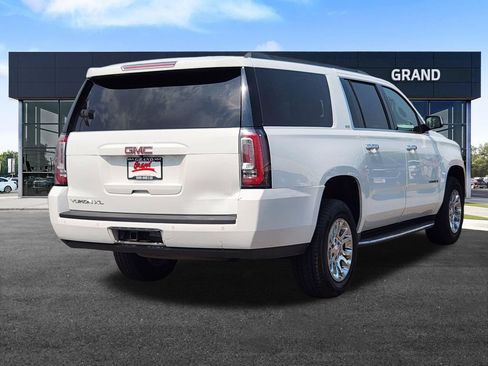 Used 2020 GMC Yukon XL SLT AWD/4WD image 5