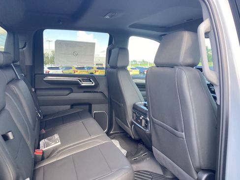 Used 2024 Chevrolet Silverado 3500 LTZ w/ LTZ Plus Package image 19