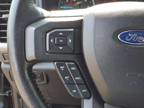 Used 2016 Ford F150 XLT w/ Equipment Group 302A Luxury AWD/4WD image 17