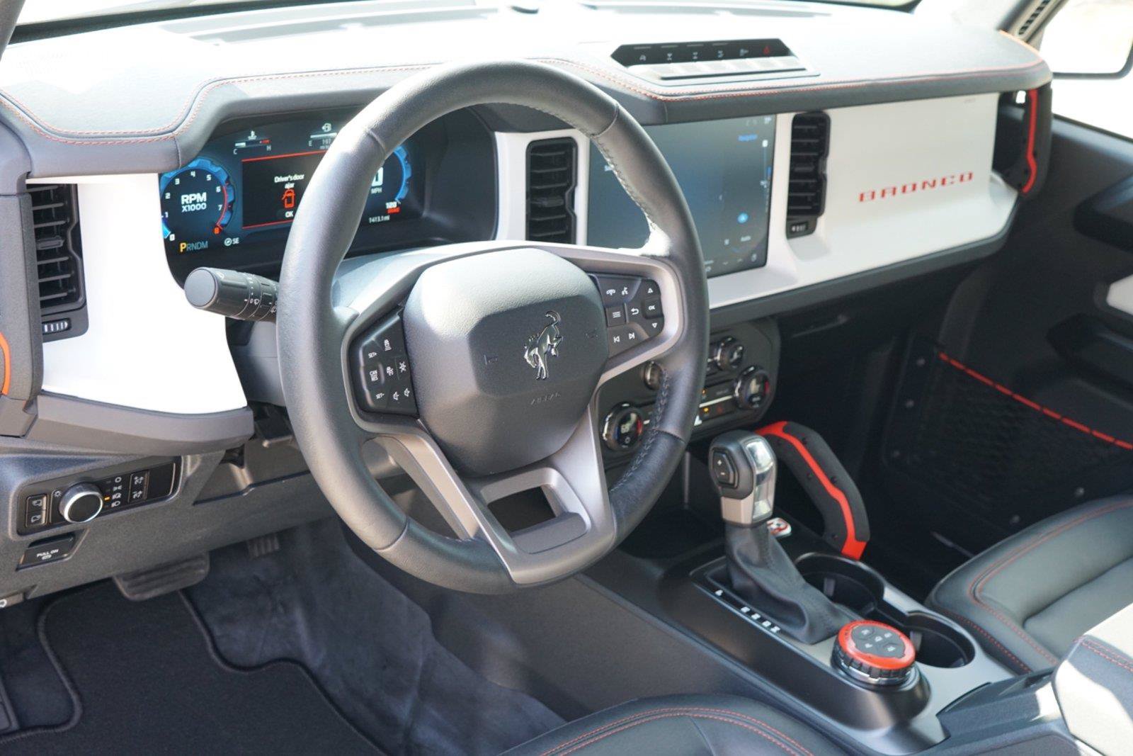 Used 2025 Ford Bronco Stroppe Edition AWD/4WD image 9