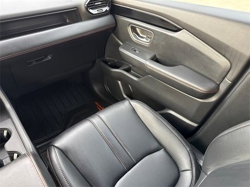 Used 2024 Honda Pilot TrailSport image 17