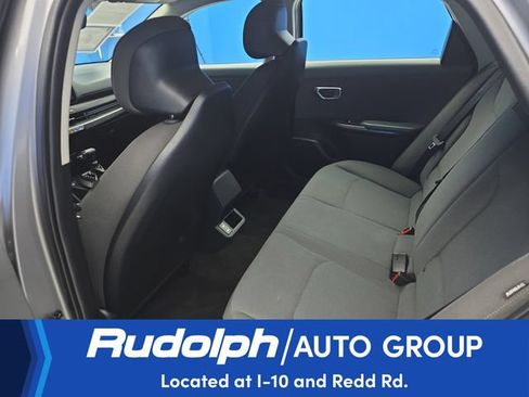 Used 2025 Kia K4 FWD image 25