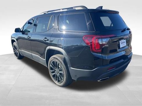 Used 2023 GMC Acadia SLE w/ Driver Convenience Package image 8