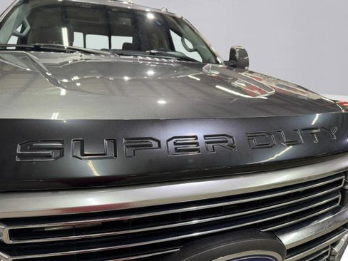 Used 2022 Ford F250 Limited w/ FX4 Off-Road Package image 11