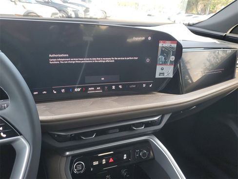 New 2025 Audi Q5 Prestige image 10