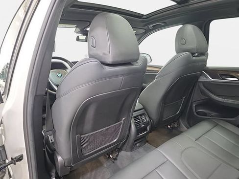 Used 2019 BMW X3 xDrive30i w/ Driving Assistance Package AWD/4WD image 10