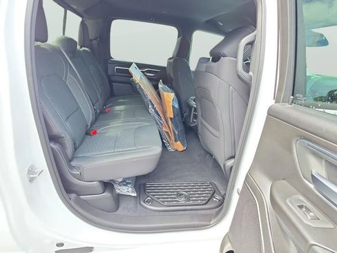 New 2026 RAM 1500 4x4 Crew Cab image 19