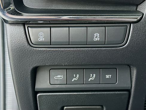 Used 2023 MAZDA MAZDA3 s image 16