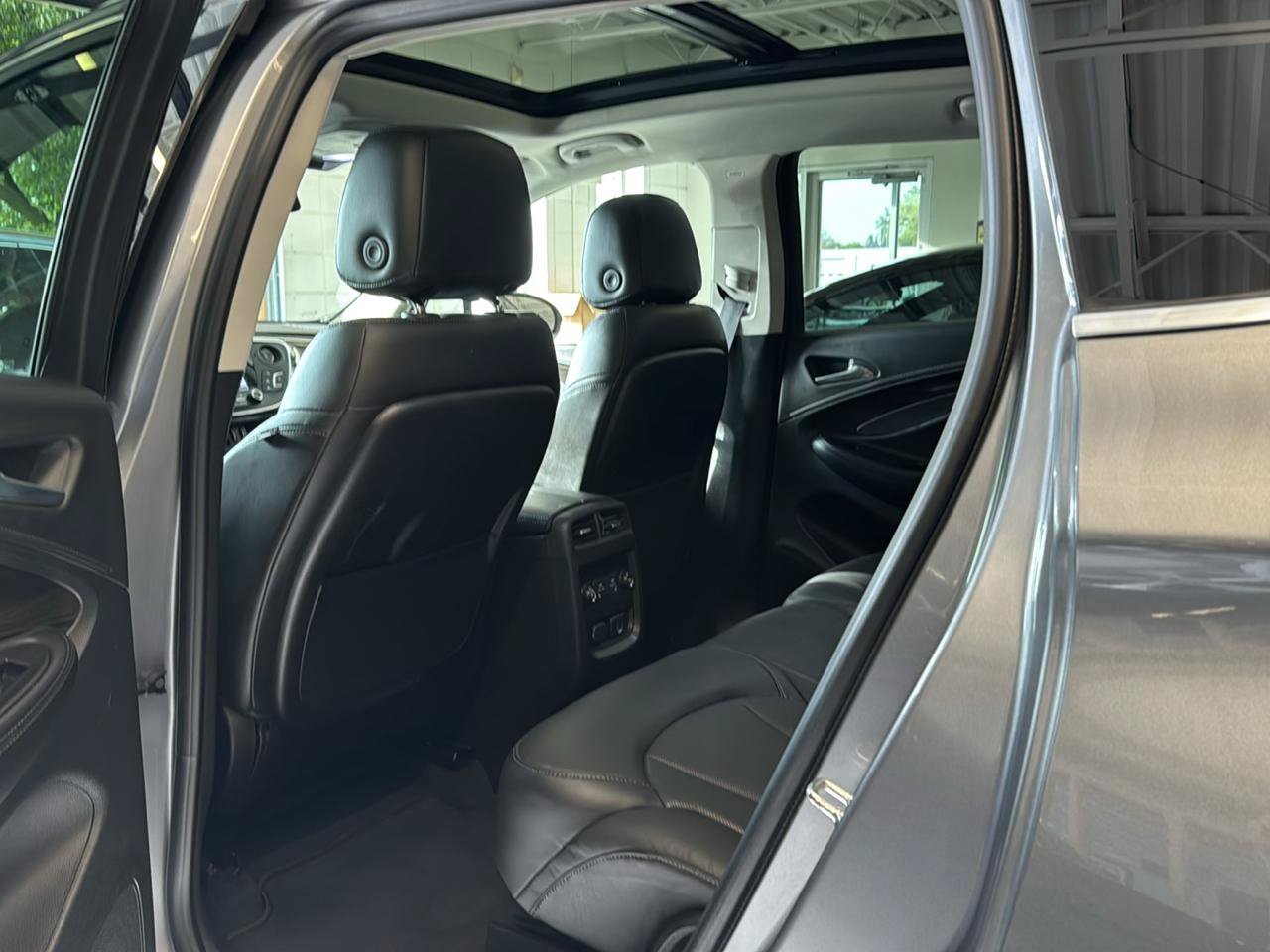 Used 2019 Buick Envision Premium w/ Driver Confidence Package AWD/4WD image 20
