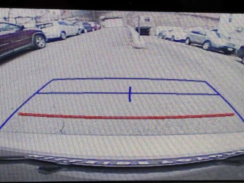 Used 2019 Toyota Corolla LE image 29