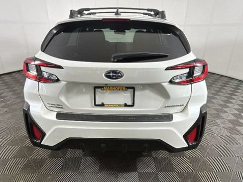 Used 2024 Subaru Crosstrek 2.0i Premium AWD/4WD image 3