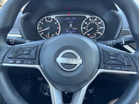 Used 2026 Nissan Altima 2.5 SV FWD image 27