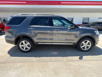 Used 2017 Ford Explorer XLT