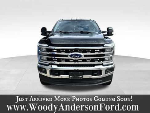 Used 2024 Ford F250 Lariat w/ Lariat Ultimate Package AWD/4WD image 4