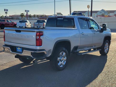 Used 2023 Chevrolet Silverado 2500 LTZ w/ LTZ Convenience Package image 5