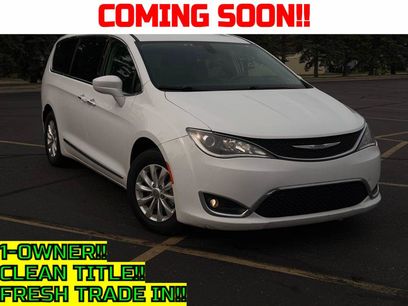 Used 2019 Chrysler Pacifica Touring-L