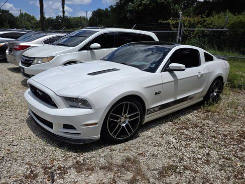 Used 2013 Ford Mustang GT w/ Brembo Brake Pkg RWD image 5