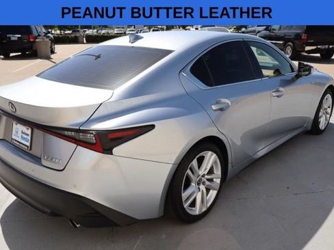 Used 2023 Lexus IS 300 w/ Comfort Package RWD image 4