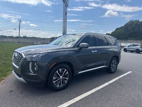 Used 2021 Hyundai Palisade SEL FWD image 1