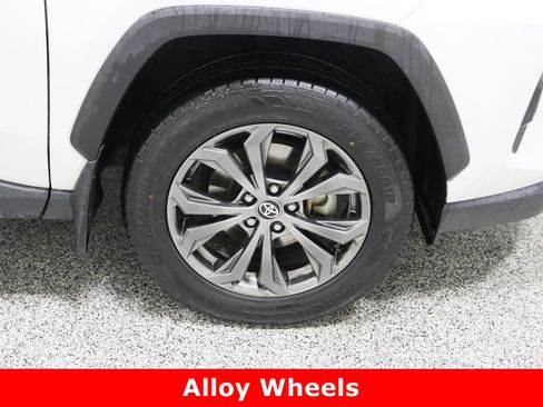 Certified 2023 Toyota RAV4 XLE Premium image 5