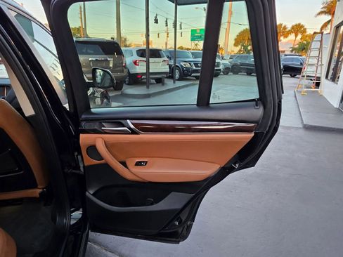 Used 2017 BMW X3 sDrive28i w/ Premium Package image 18