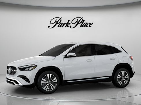 Used 2026 Mercedes-Benz GLA 250 image 3