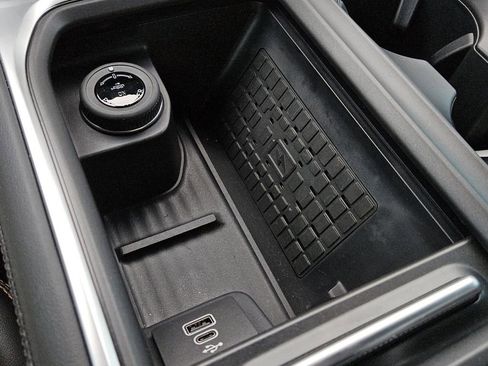 New 2025 Ford Expedition Tremor image 16