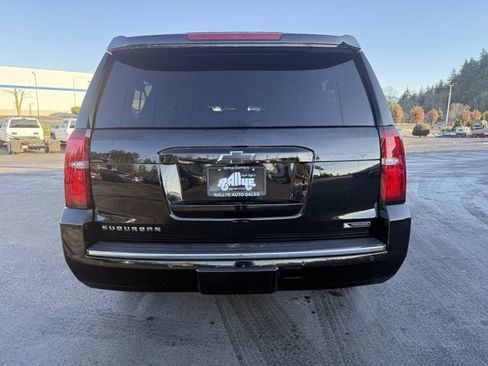 Used 2017 Chevrolet Suburban Premier image 6