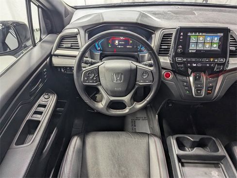 Used 2023 Honda Odyssey Sport image 7