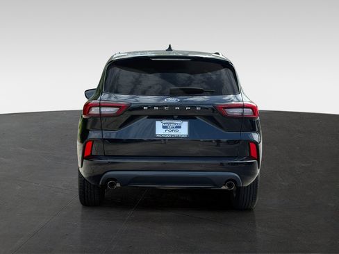 Used 2023 Ford Escape ST-Line FWD image 6