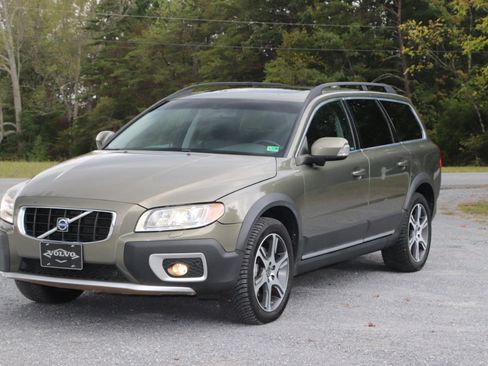Used 2011 Volvo XC70 T6 image 28
