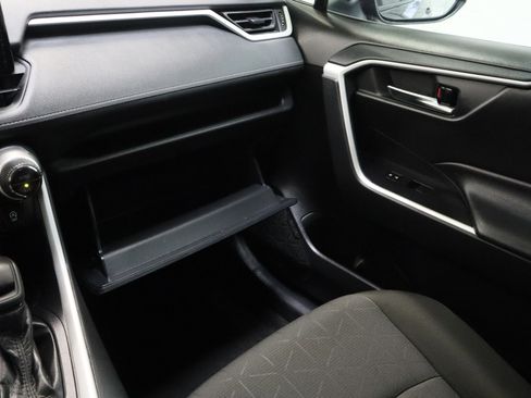Used 2021 Toyota RAV4 XLE FWD image 23
