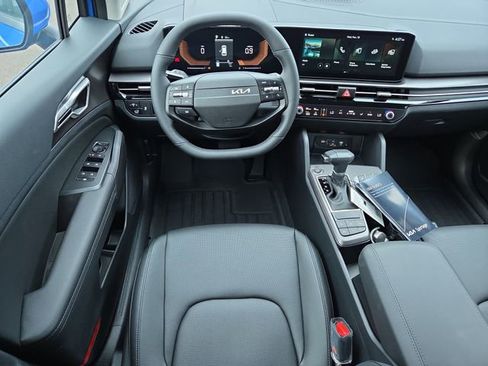 New 2026 Kia Sportage EX w/ EX Panorama Roof Package FWD image 7