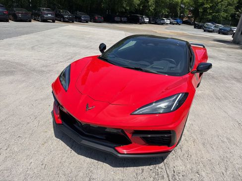 Used 2024 Chevrolet Corvette Stingray Preferred Cpe w/ Z51 Performance Package RWD image 3