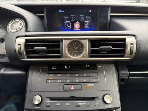 Used 2015 Lexus IS 250 AWD image 40