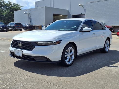 Used 2026 Honda Accord LX image 20