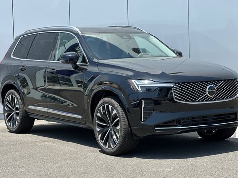 New 2025 Volvo XC90 B6 Ultra w/ Protection Package Premier image 7