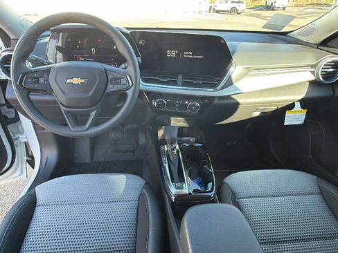 New 2026 Chevrolet Trax LT image 26