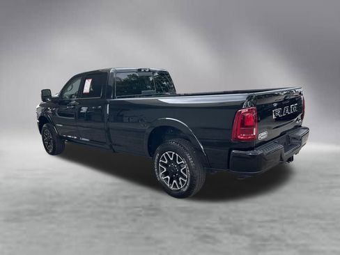 Used 2025 RAM 2500 Limited AWD/4WD image 4