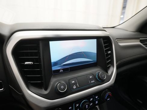 Used 2023 GMC Acadia SLT w/ Elevation Edition image 21