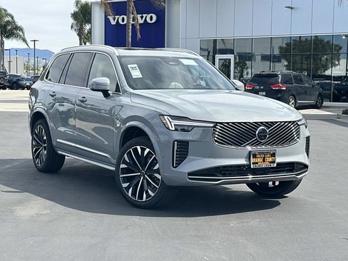 New 2026 Volvo XC90 B6 Ultra image 1