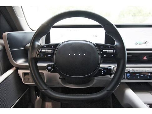 Used 2024 Hyundai Ioniq 6 SEL RWD image 16