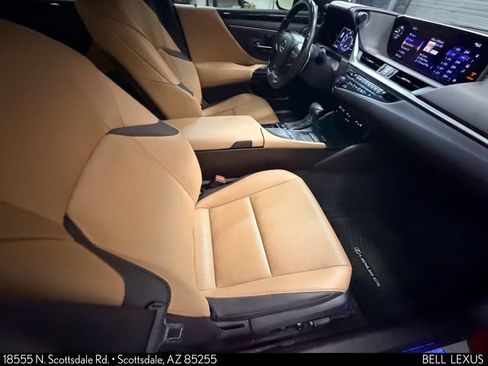 Used 2019 Lexus ES 300h w/ Premium Package FWD image 12