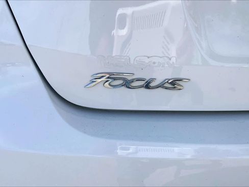 Used 2016 Ford Focus SE image 10