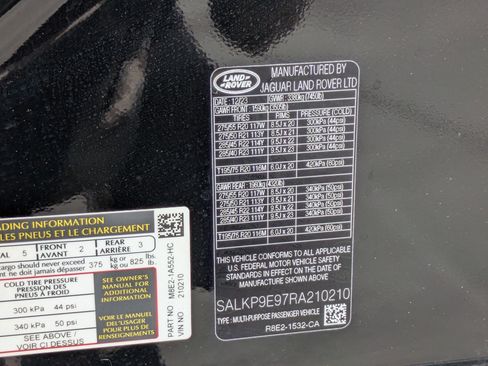 Used 2024 Land Rover Range Rover SE AWD/4WD image 32