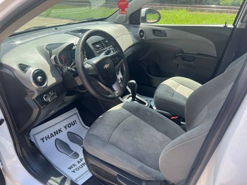 Used 2015 Chevrolet Sonic LS FWD image 3