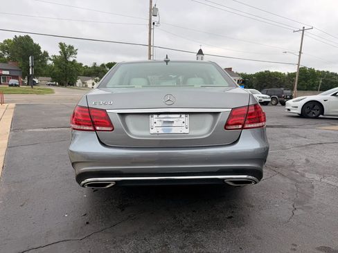 Used 2014 Mercedes-Benz E 350 Sedan image 4