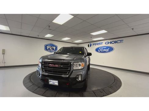 Used 2022 GMC Canyon AT4 w/ Trailering Package AWD/4WD image 5