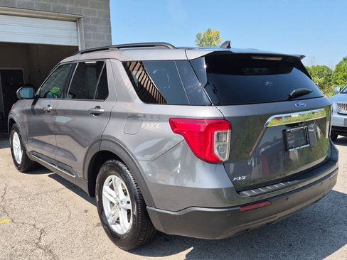 Used 2021 Ford Explorer XLT RWD image 5