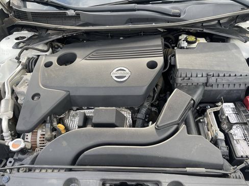 Used 2015 Nissan Altima 2.5 S FWD image 21
